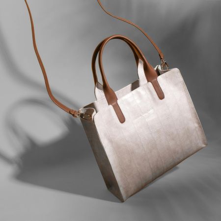 UrbanHaul Womens Premium Handcrafted Leather Tote Bag